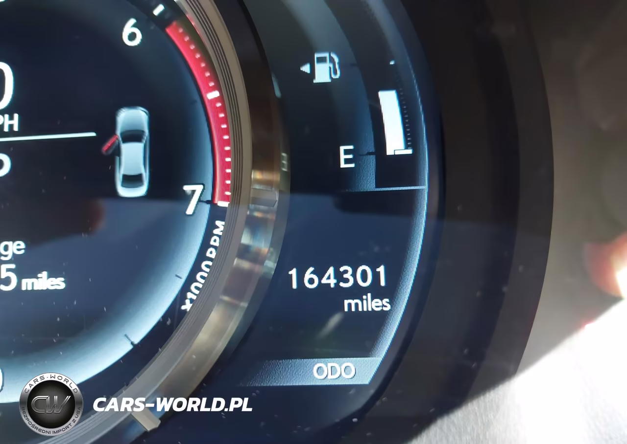 2017 Lexus Is 200T VIN:JTHBA1D20H5043757 - 15