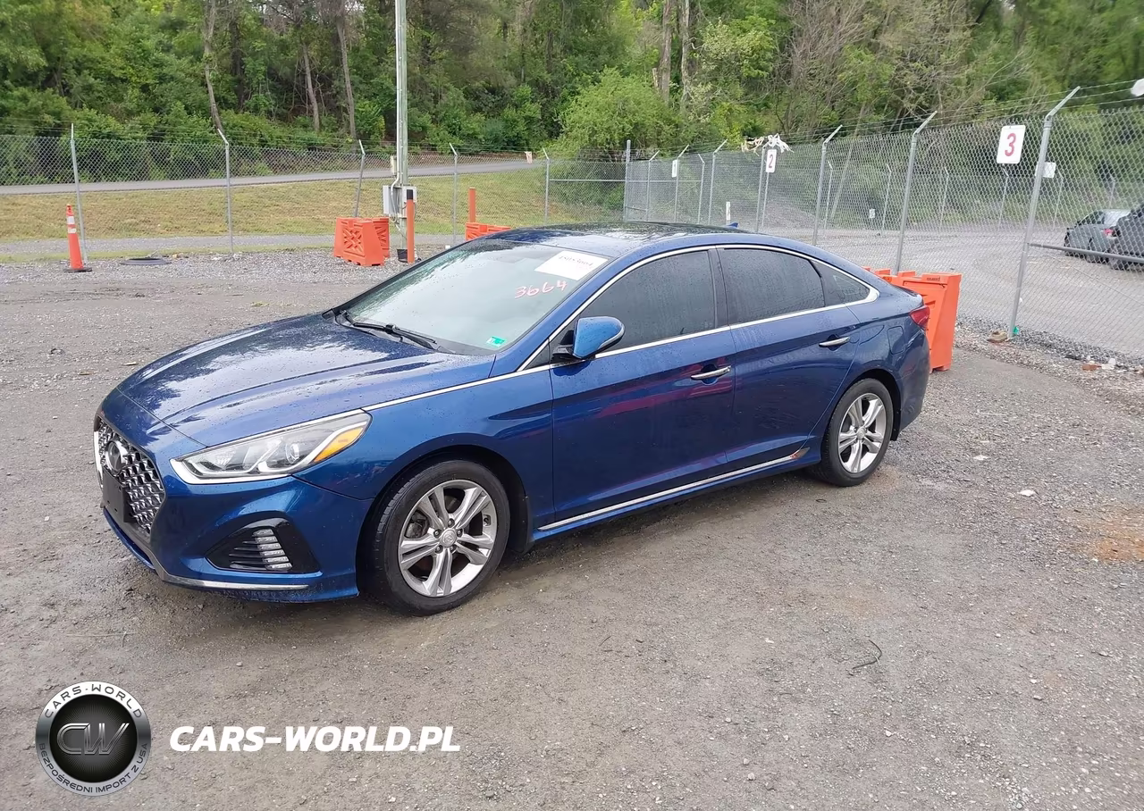 2018 Hyundai Sonata Sport VIN:5NPE34AF4JH663180 - 2