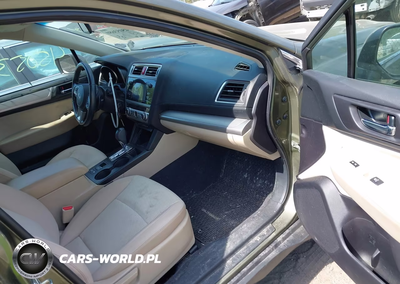 2017 Subaru Outback 2.5I Premium VIN:4S4BSACCXH3358243 - 5