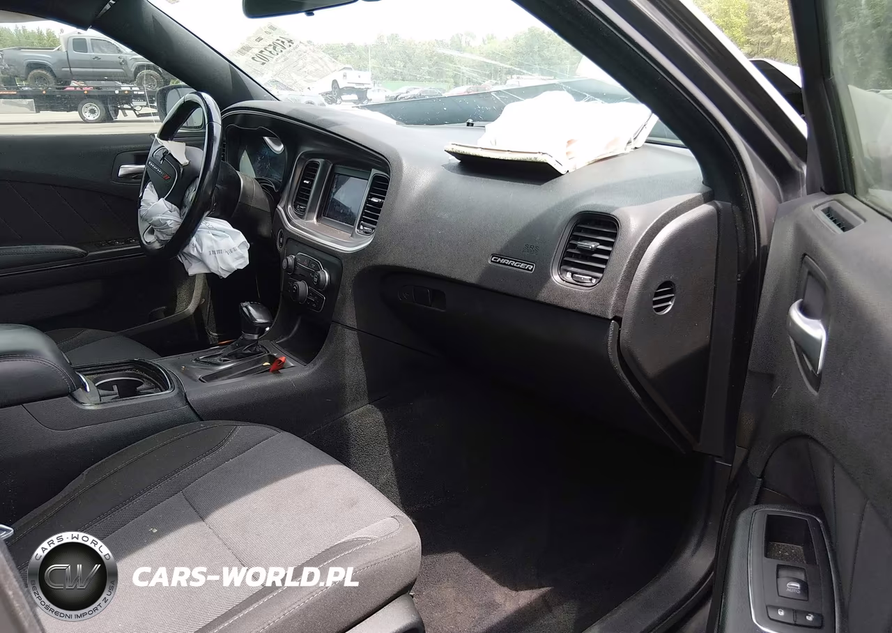 2020 Dodge Charger Sxt Rwd VIN:2C3CDXBG5LH158200 - 5