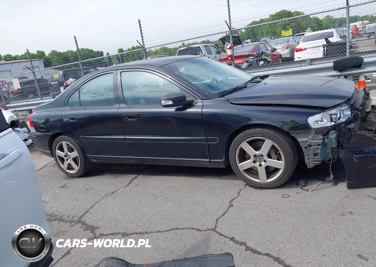 2007 Volvo S60 R VIN:YV1RH527572630600 - 13