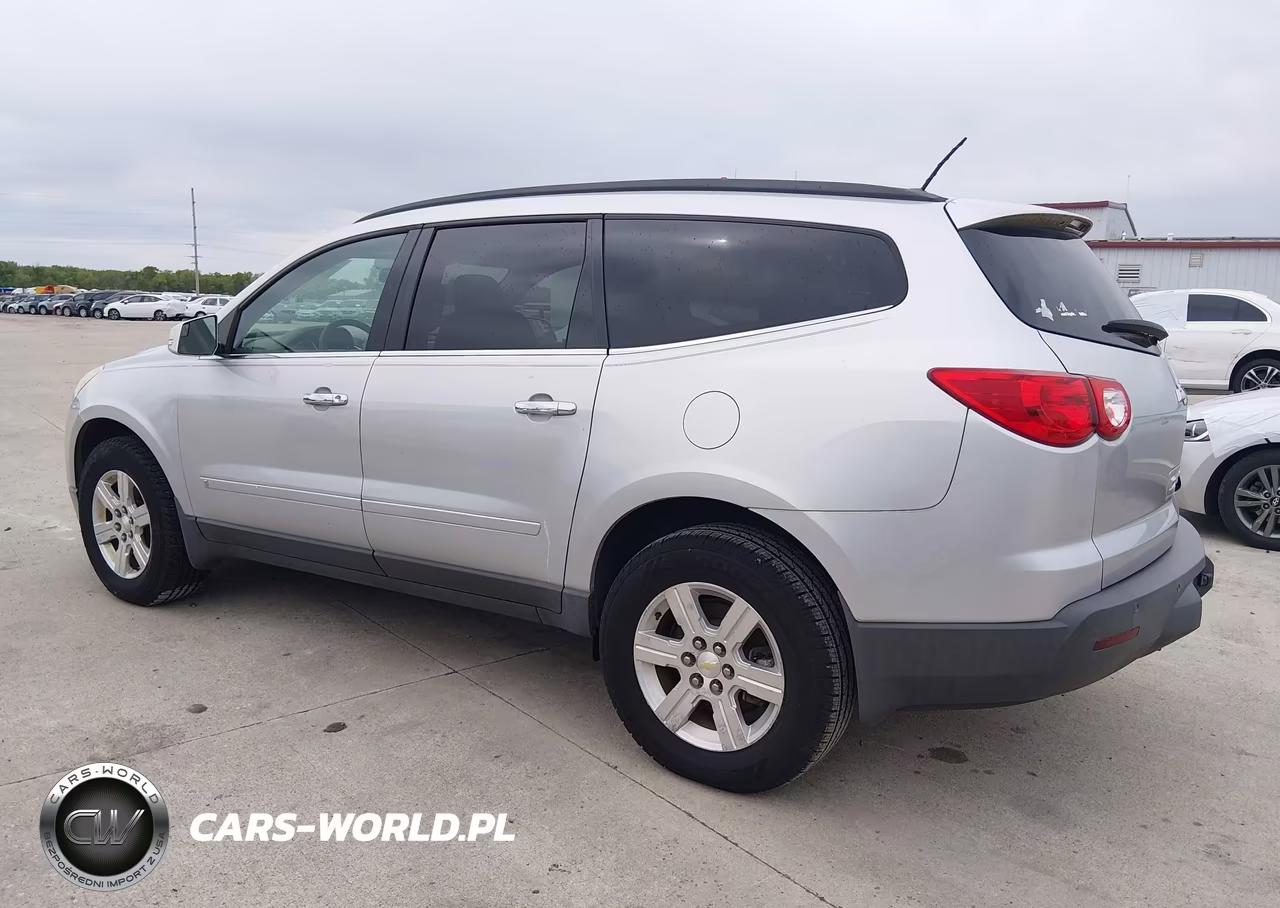 2010 Chevrolet Traverse Lt VIN:1GNLRFED2AS144020 - 3