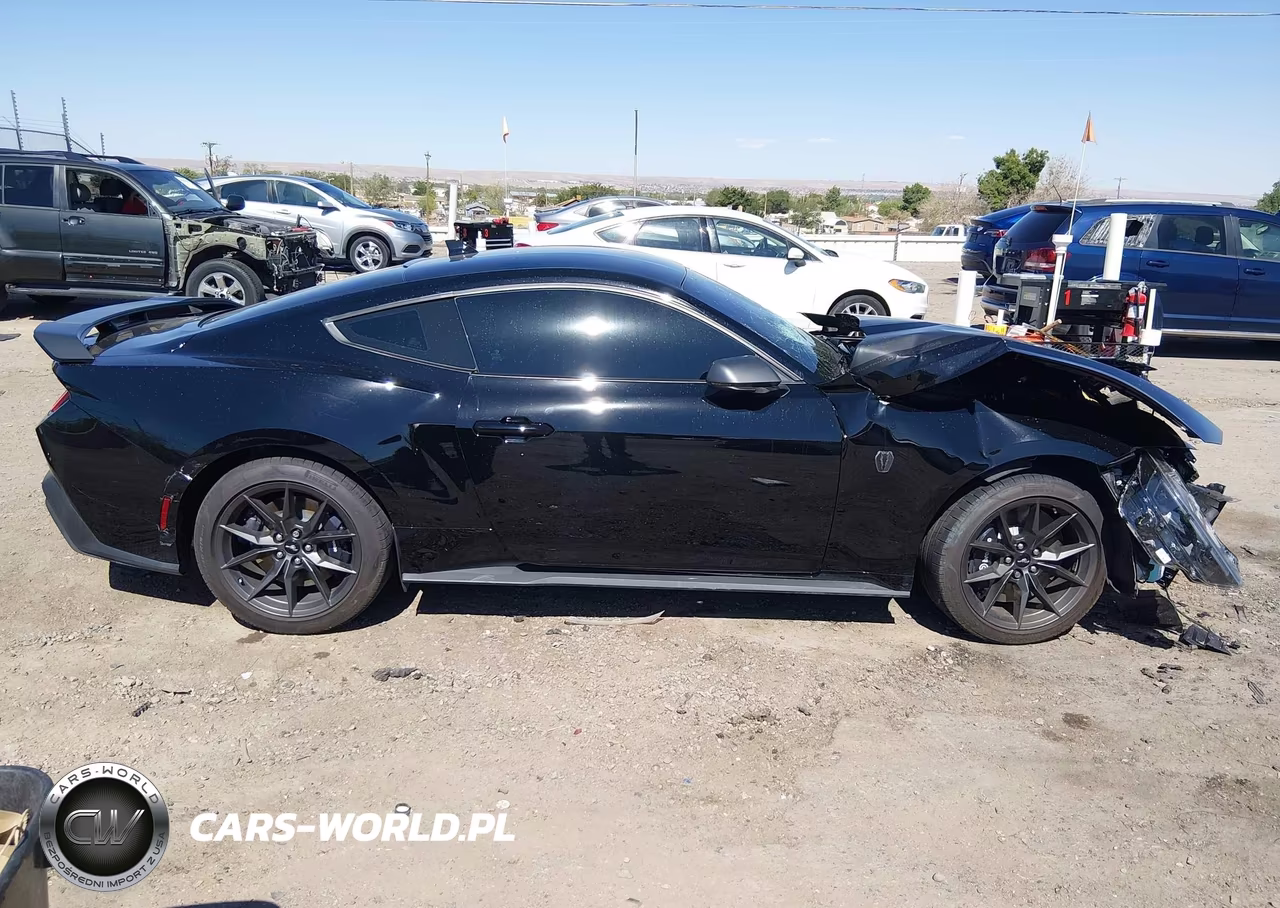 2026 Ford Mustang Dark Horse Fastback VIN:1FA6P8R02T5501766 - 13