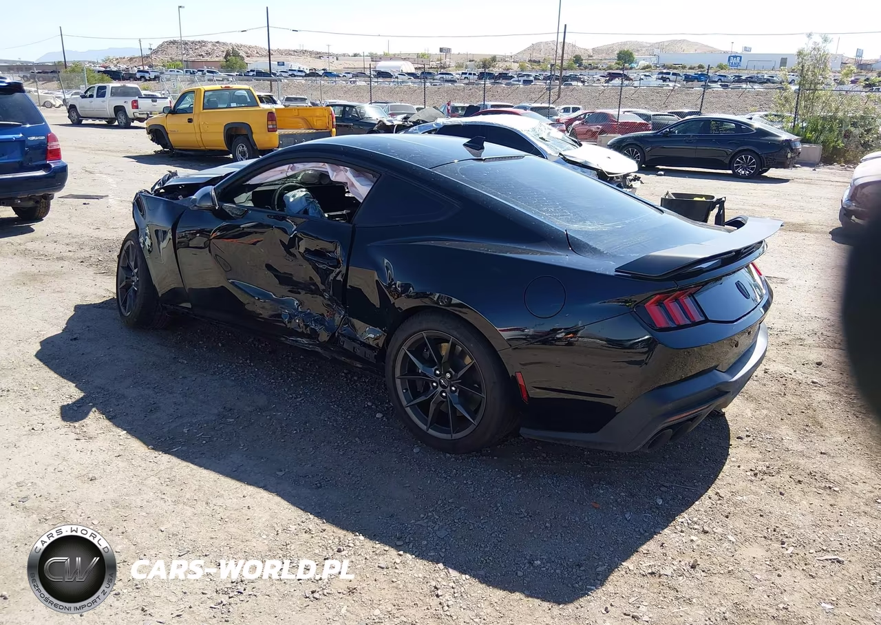 2026 Ford Mustang Dark Horse Fastback VIN:1FA6P8R02T5501766 - 3
