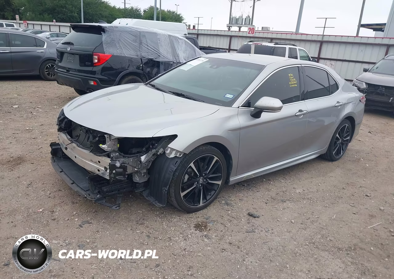 2018 Toyota Camry Xse VIN:4T1B61HKXJU106626 - 2