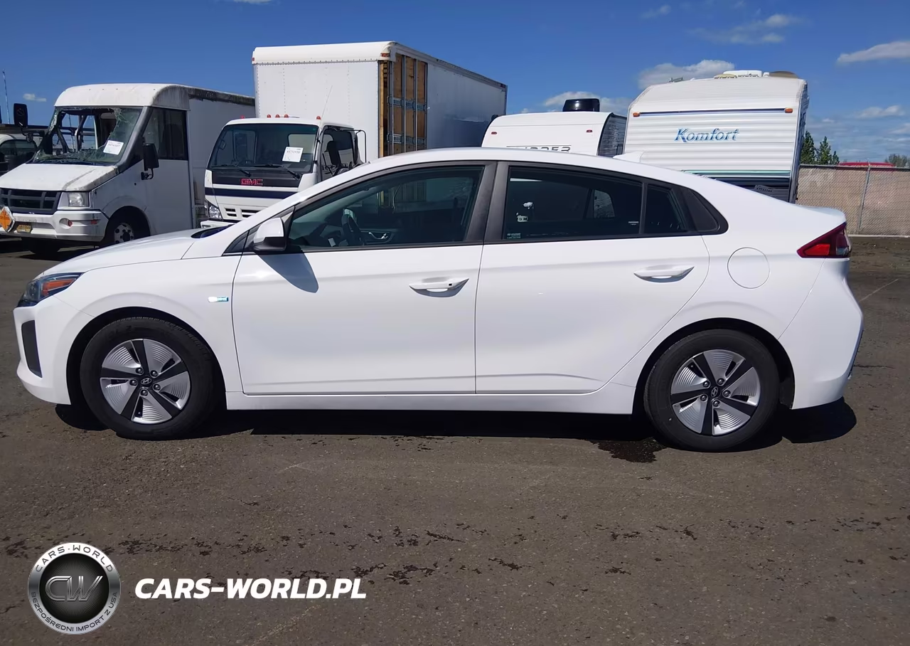 2018 Hyundai Ioniq Hybrid Blue VIN:KMHC65LC8JU100285 - 14