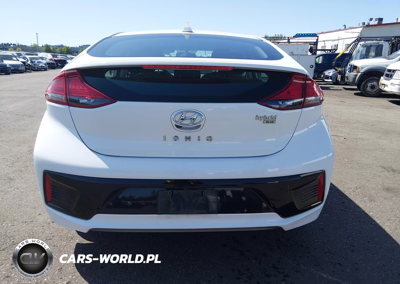 2018 Hyundai Ioniq Hybrid Blue VIN:KMHC65LC8JU100285 - 16