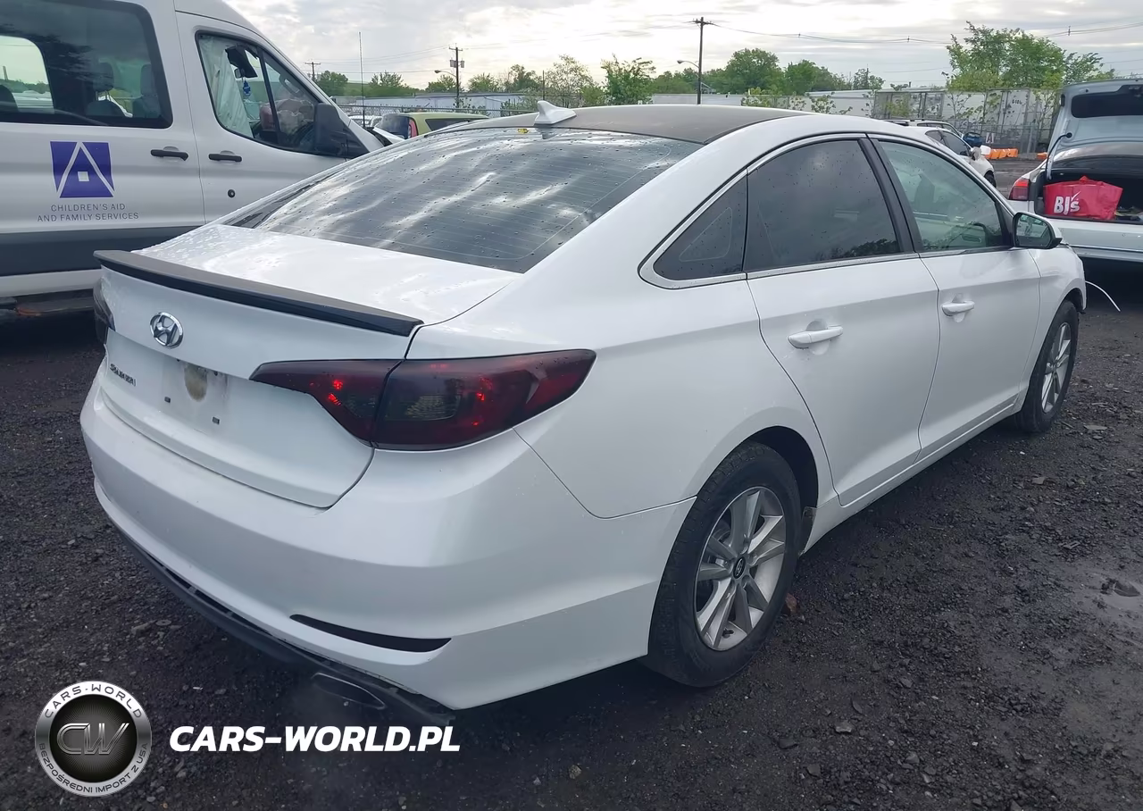 2016 Hyundai Sonata Se VIN:5NPE24AF9GH298023 - 4