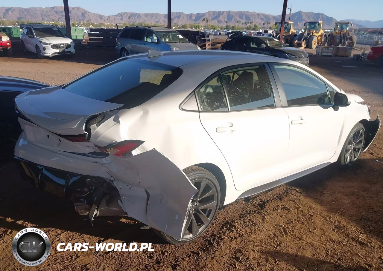 2026 Toyota Corolla Hybrid Hybrid Se VIN:JTDBCMFE8T3135241 - 4
