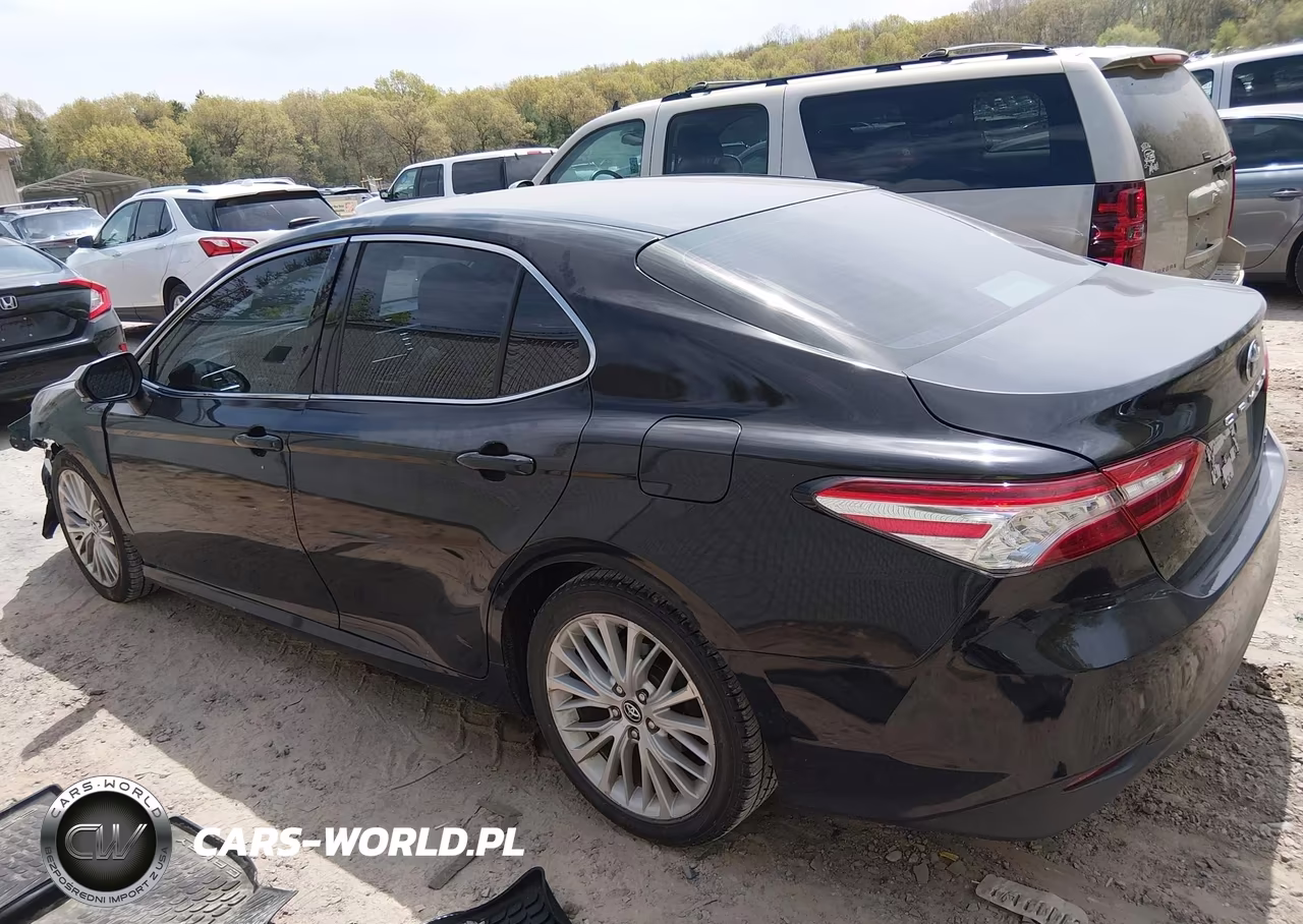 2018 Toyota Camry Xle VIN:4T1B11HK6JU025802 - 15