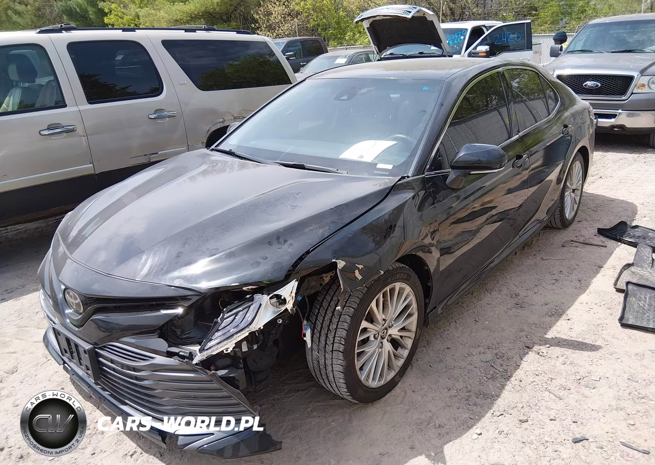 2018 Toyota Camry Xle VIN:4T1B11HK6JU025802 - 2