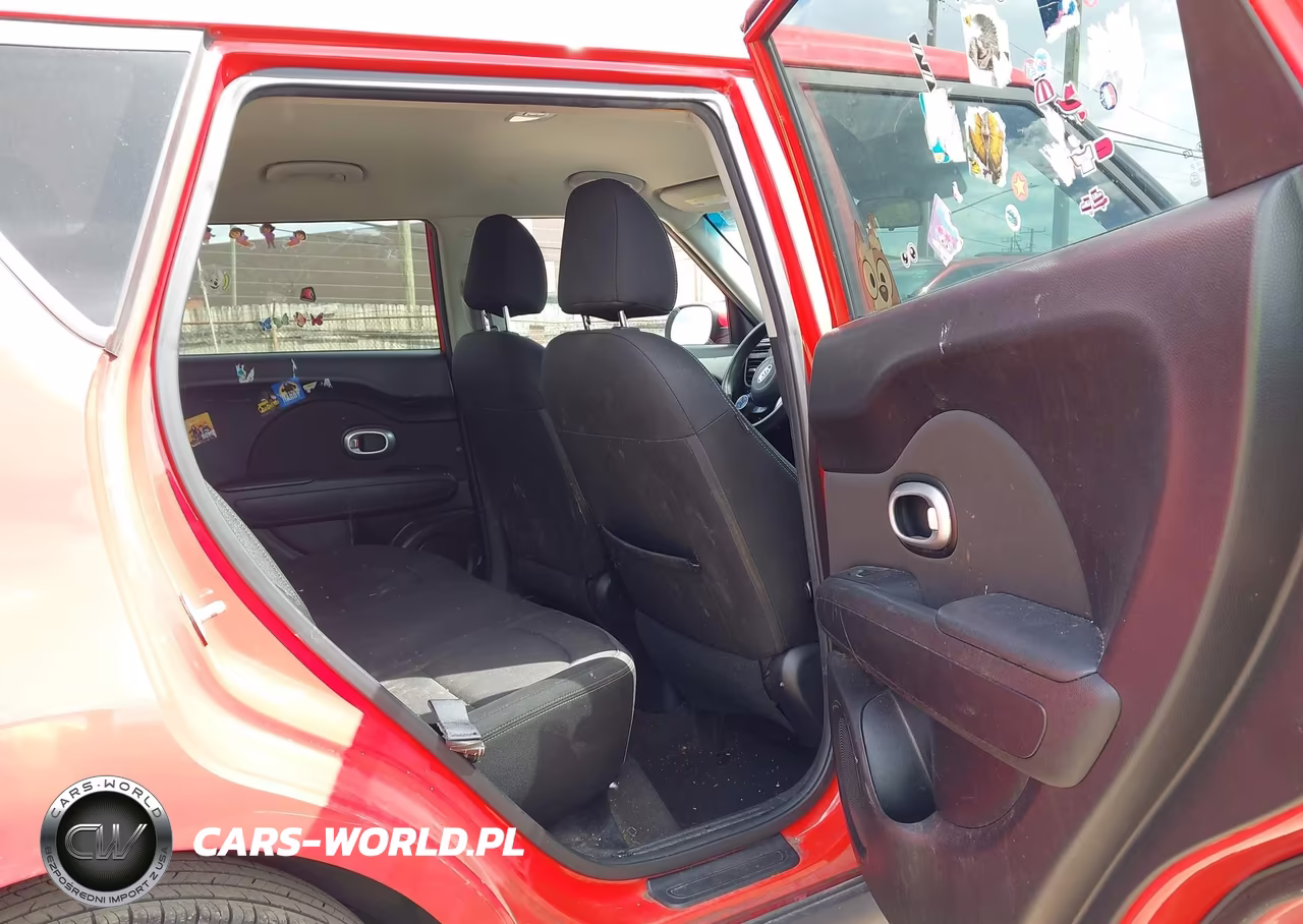 2017 Kia Soul + VIN:KNDJP3A59H7477279 - 8