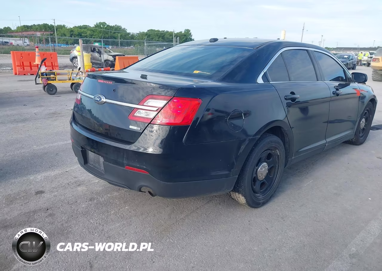 2018 Ford Police Interceptor VIN:1FAHP2MK5JG104486 - 4