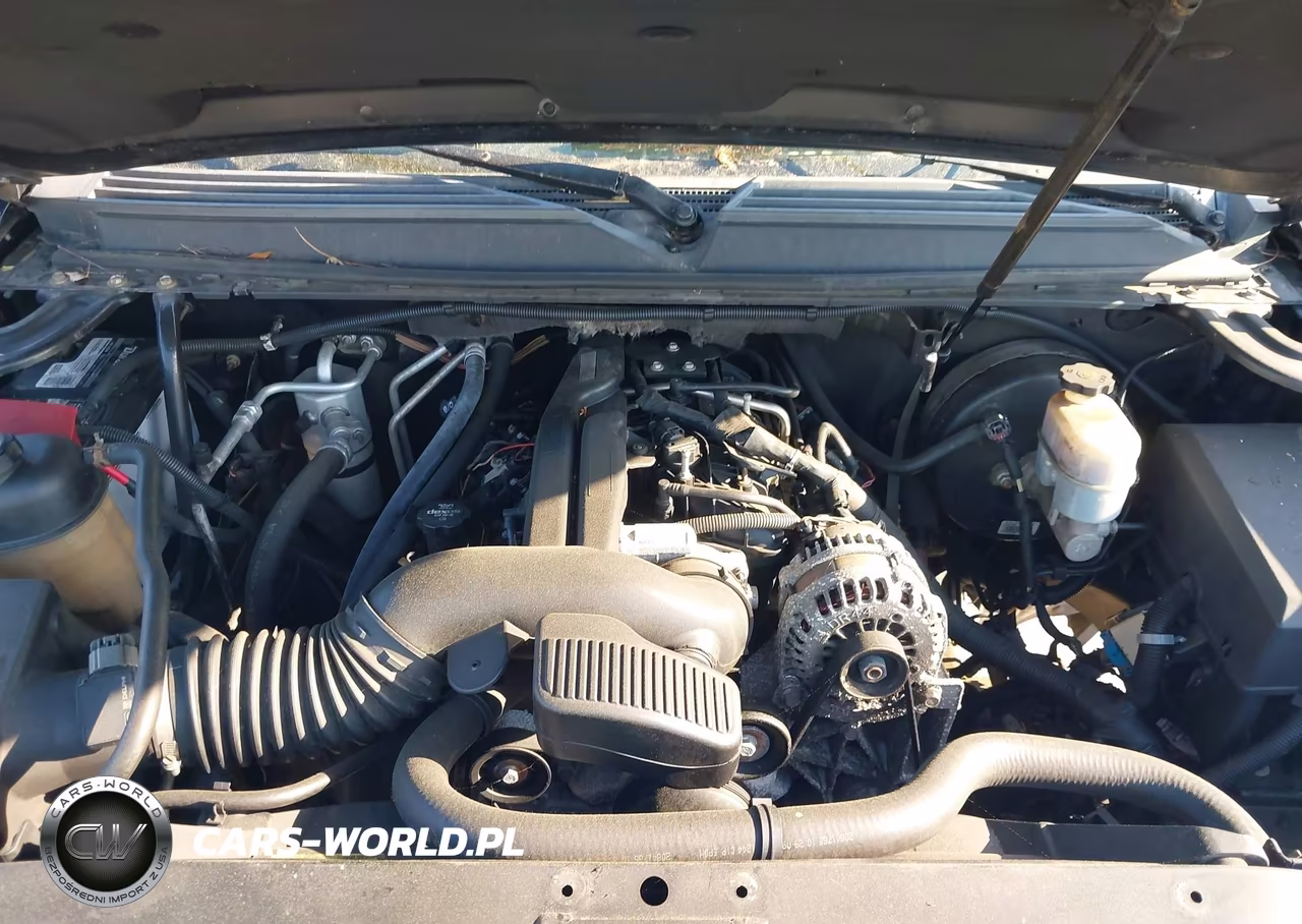 2010 Chevrolet Suburban 1500 Ltz VIN:1GNUKKE38AR123575 - 10