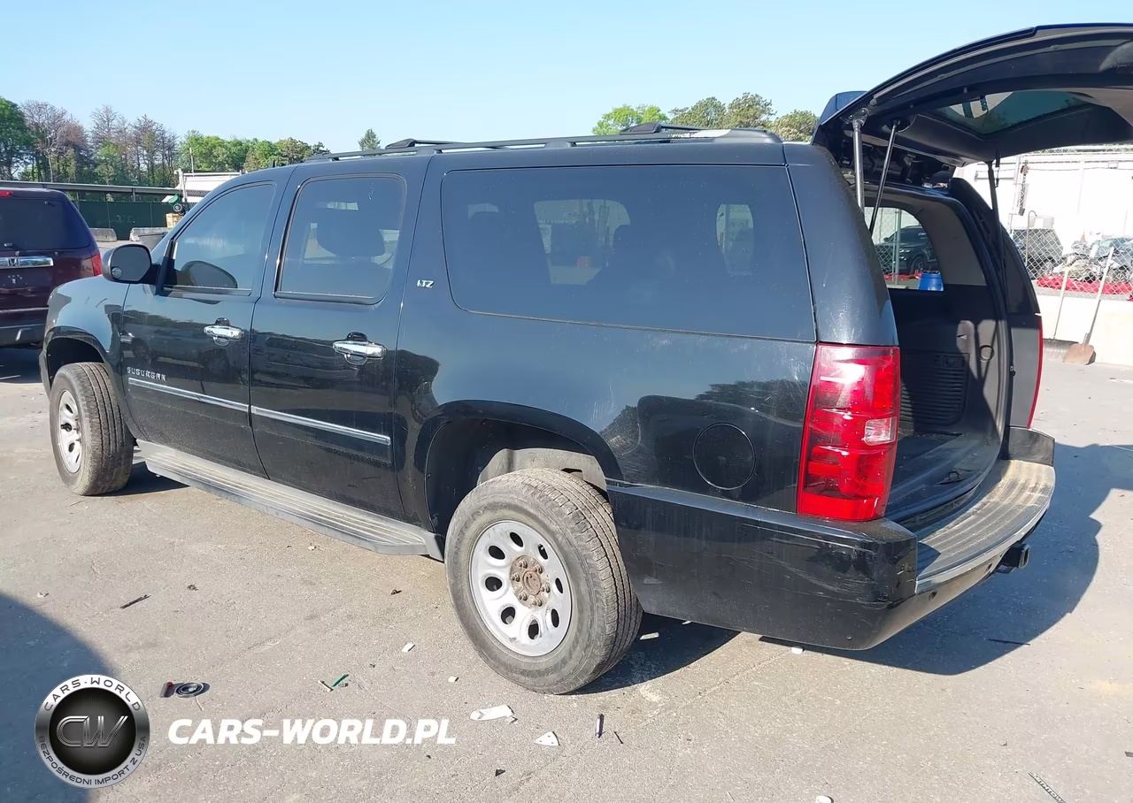 2010 Chevrolet Suburban 1500 Ltz VIN:1GNUKKE38AR123575 - 3