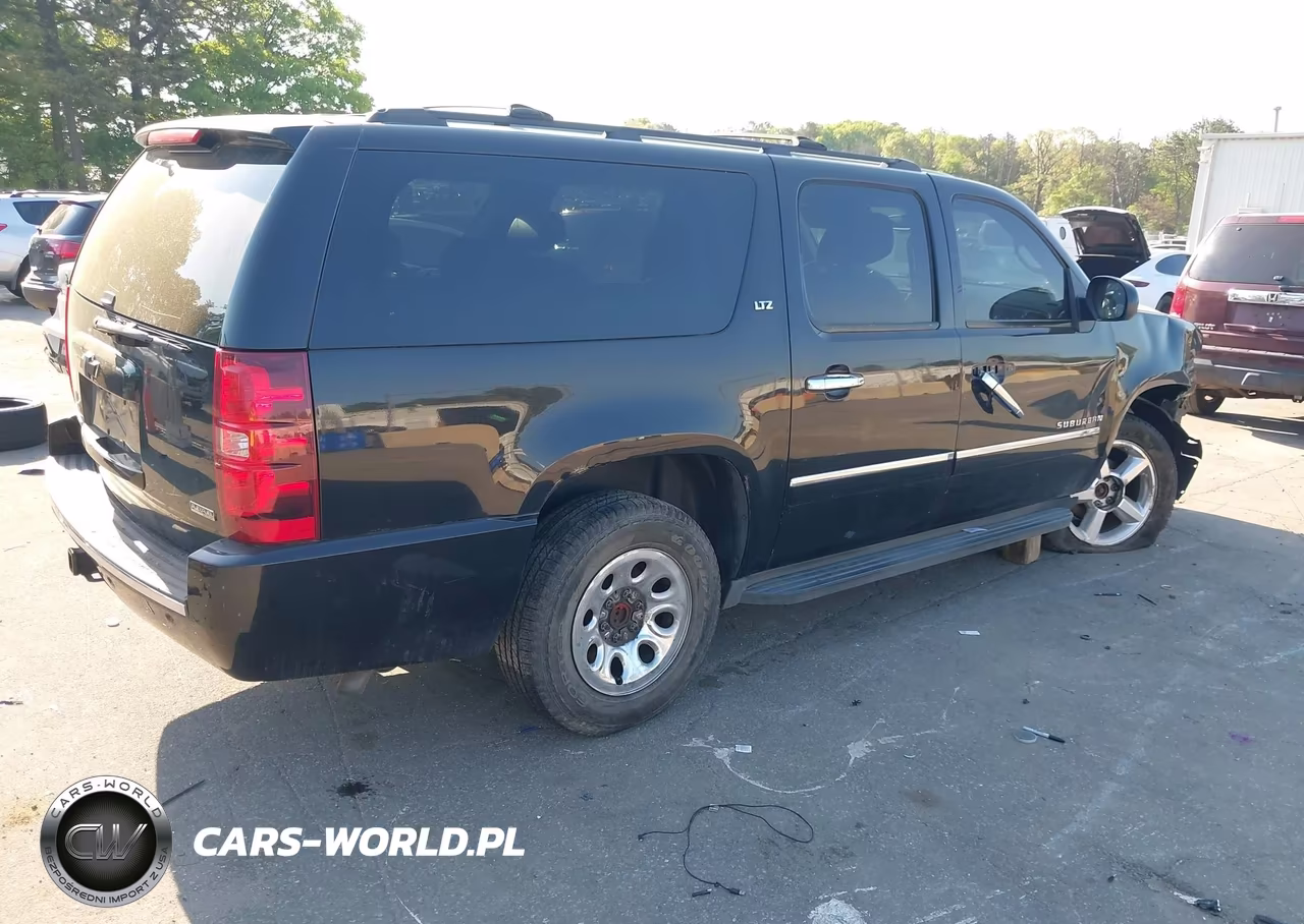 2010 Chevrolet Suburban 1500 Ltz VIN:1GNUKKE38AR123575 - 4