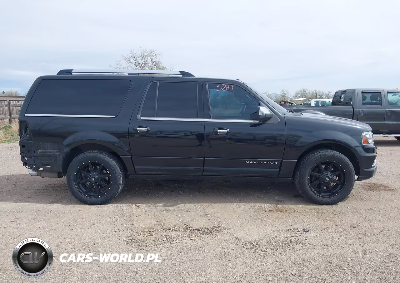 2015 Lincoln Navigator L VIN:5LMJJ3JT9FEJ04552 - 14