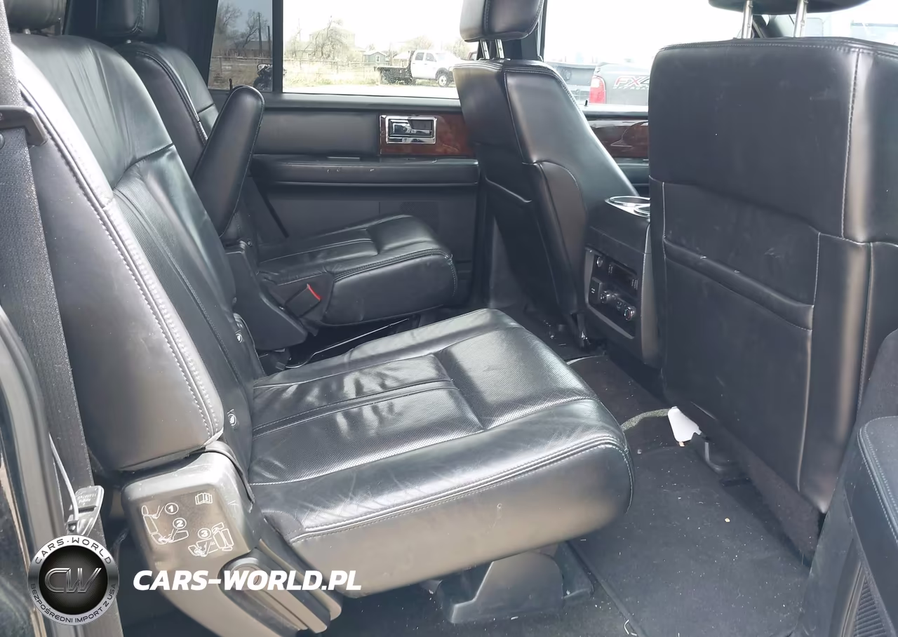 2015 Lincoln Navigator L VIN:5LMJJ3JT9FEJ04552 - 21