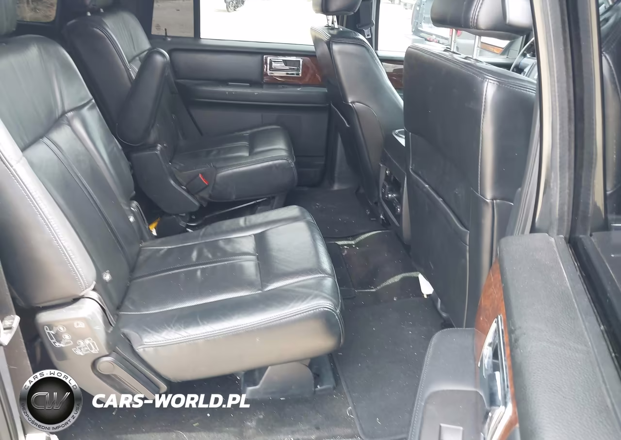 2015 Lincoln Navigator L VIN:5LMJJ3JT9FEJ04552 - 8