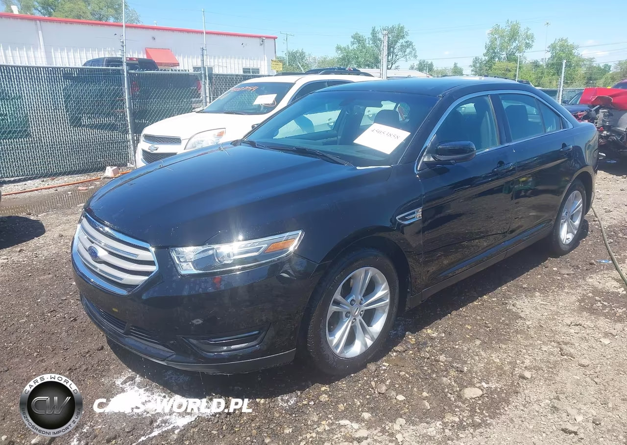 2018 Ford Taurus Sel VIN:1FAHP2E86JG125110 - 2