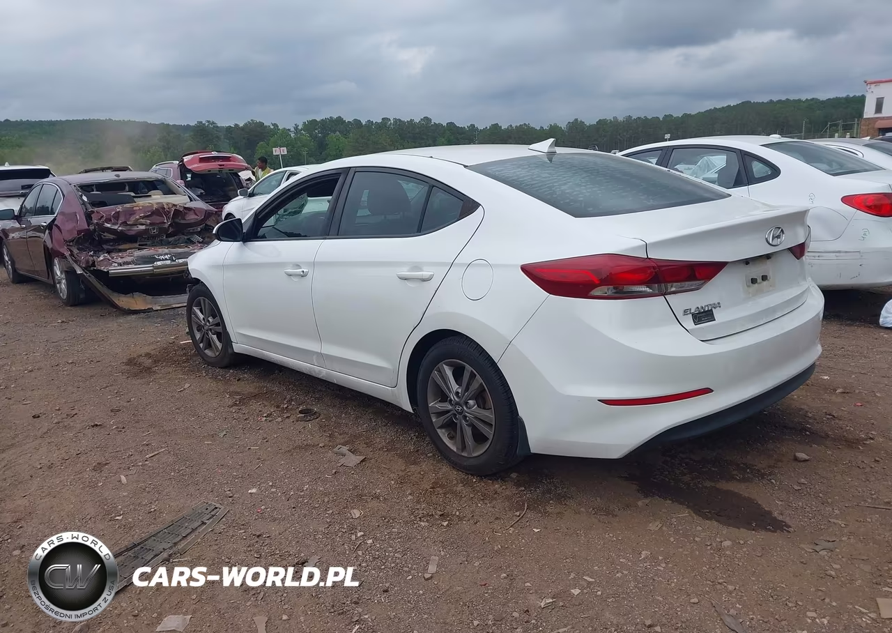 2018 Hyundai Elantra Sel VIN:5NPD84LF8JH380842 - 3