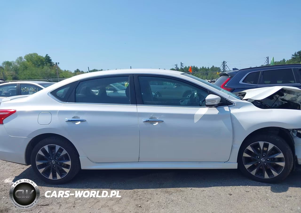 2017 Nissan Sentra Sr VIN:3N1AB7AP2HY214673 - 14
