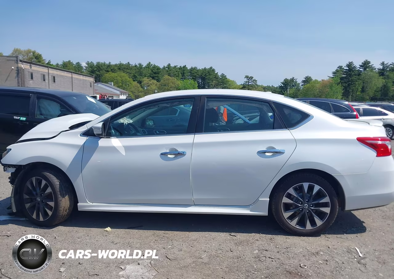 2017 Nissan Sentra Sr VIN:3N1AB7AP2HY214673 - 15