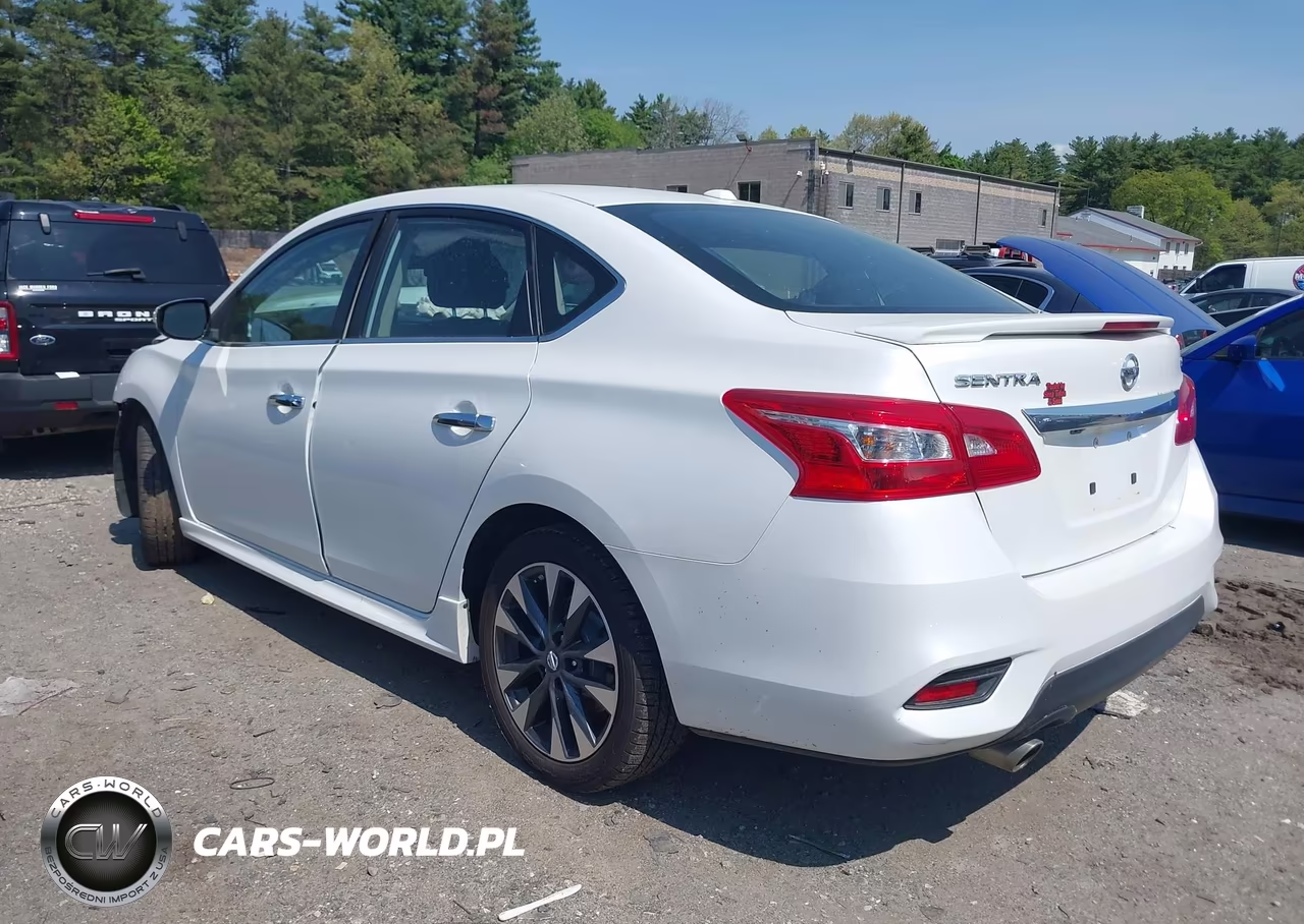 2017 Nissan Sentra Sr VIN:3N1AB7AP2HY214673 - 3