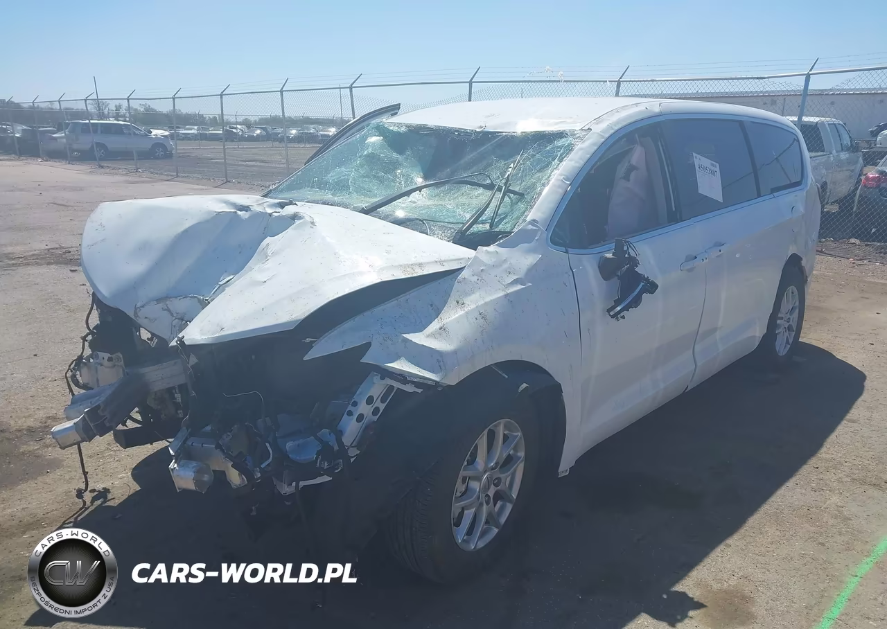 2023 Chrysler Pacifica Touring L VIN:2C4RC1BGXPR572322 - 2