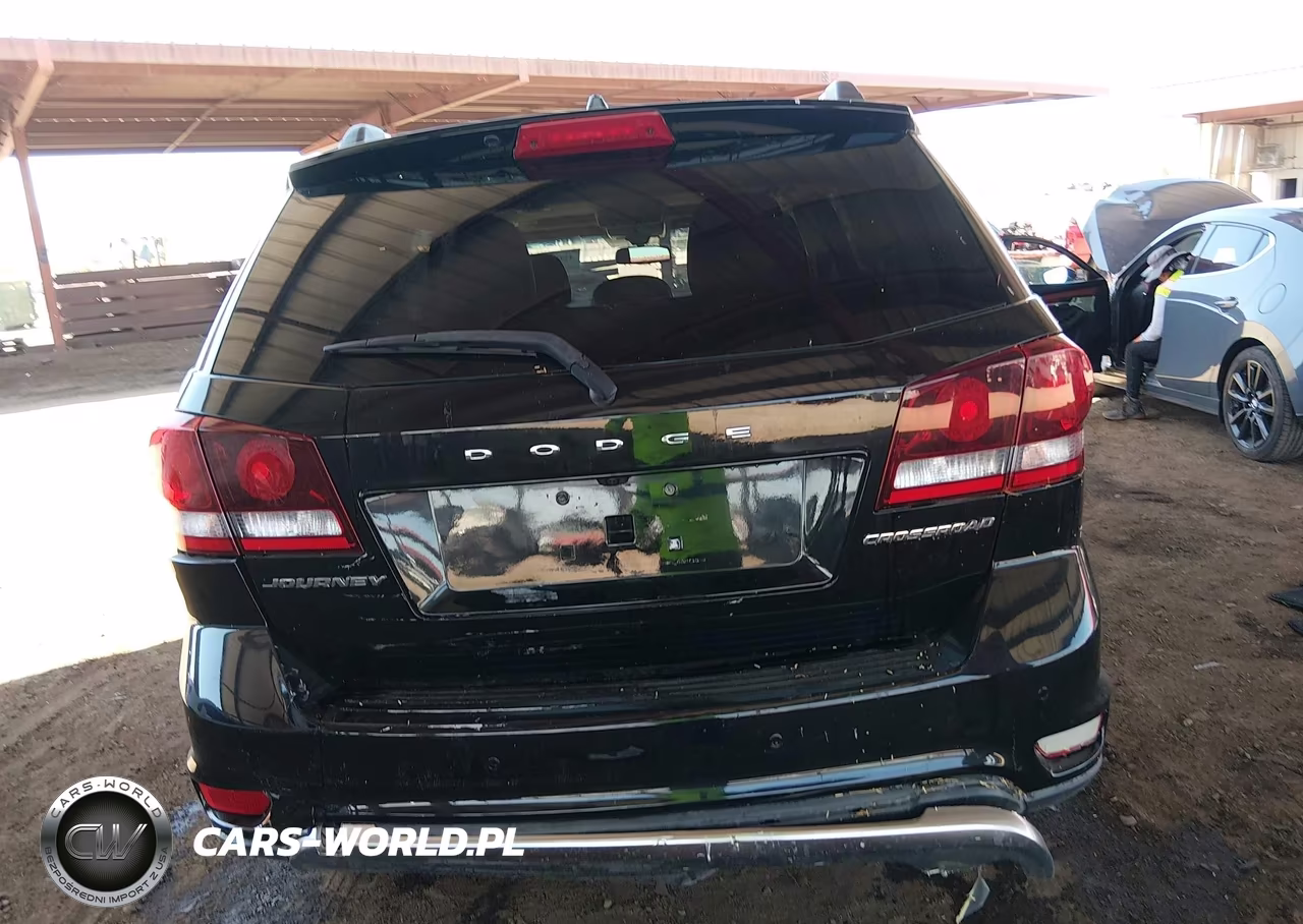 2020 Dodge Journey Crossroad VIN:3C4PDCGB0LT269912 - 16