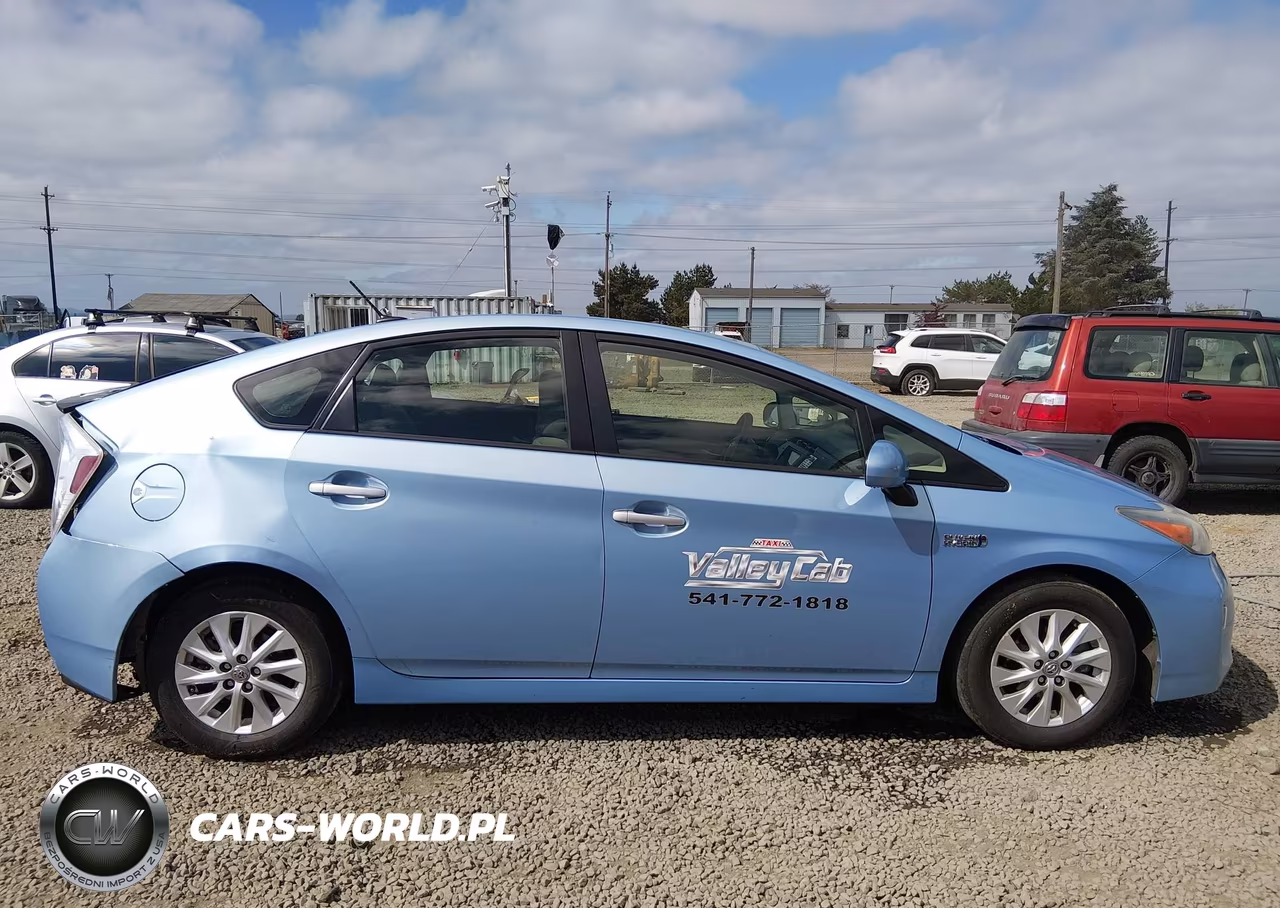 2013 Toyota Prius Plug-In VIN:JTDKN3DP0D3044233 - 14