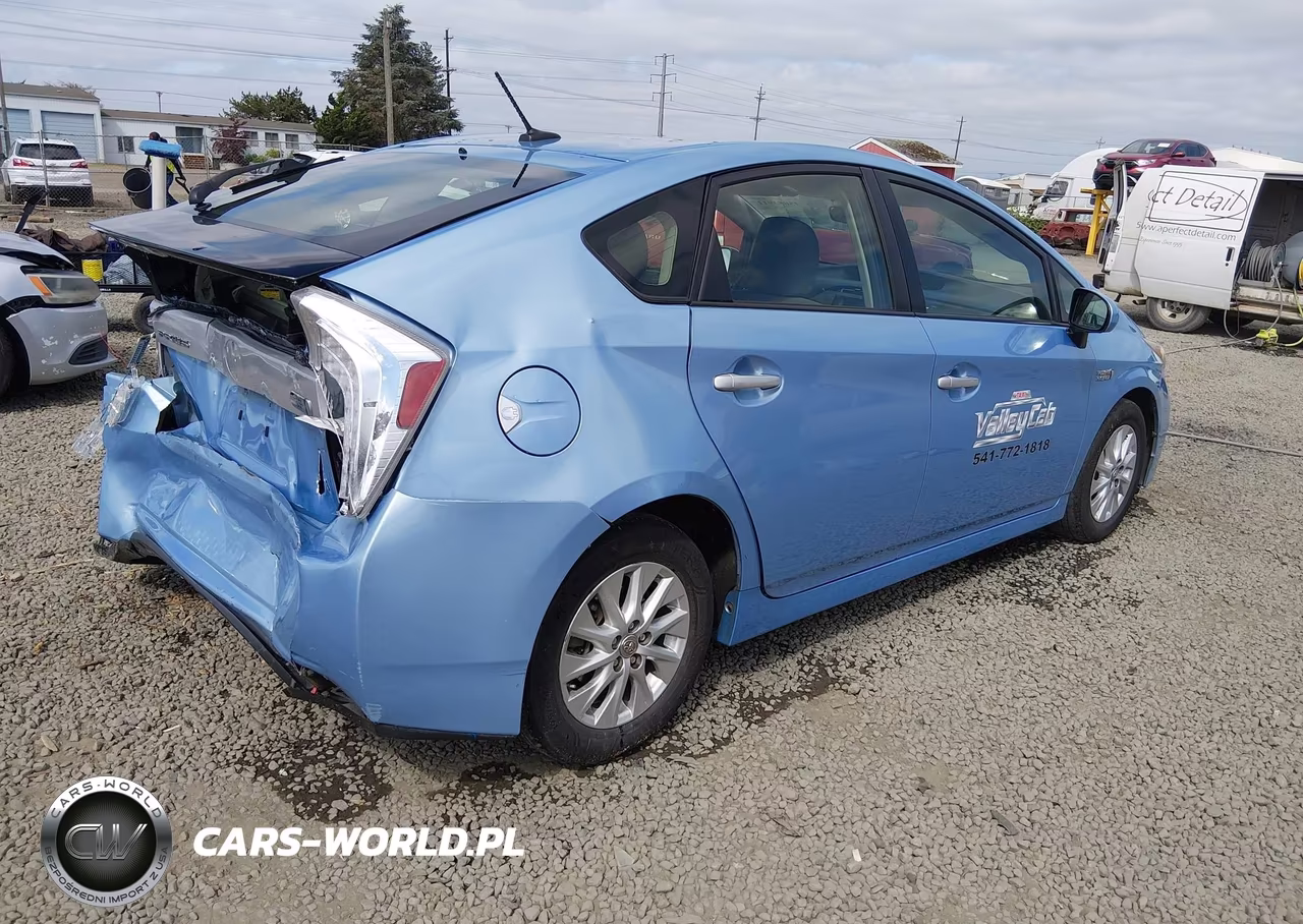 2013 Toyota Prius Plug-In VIN:JTDKN3DP0D3044233 - 4
