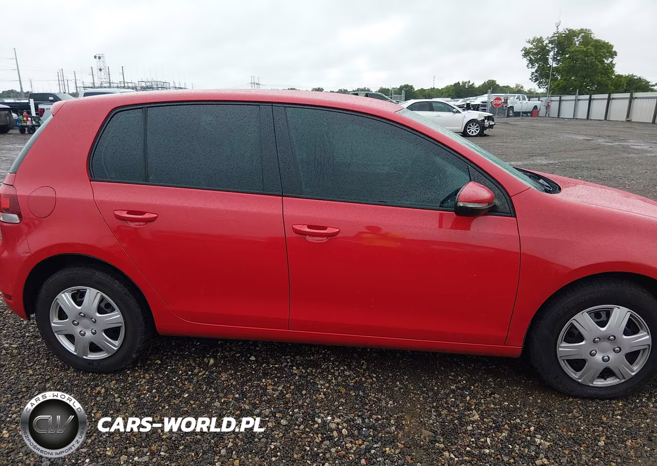 2013 Volkswagen Golf 2.5L 4-Door VIN:WVWDA7AJXDW025781 - 13
