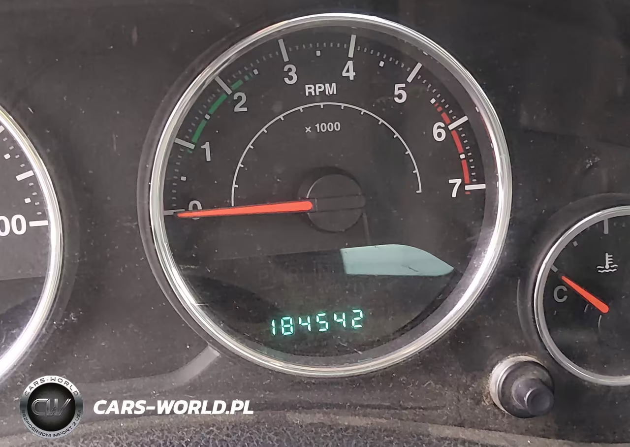 2011 Jeep Wrangler Sport VIN:1J4AA2D14BL636870 - 15