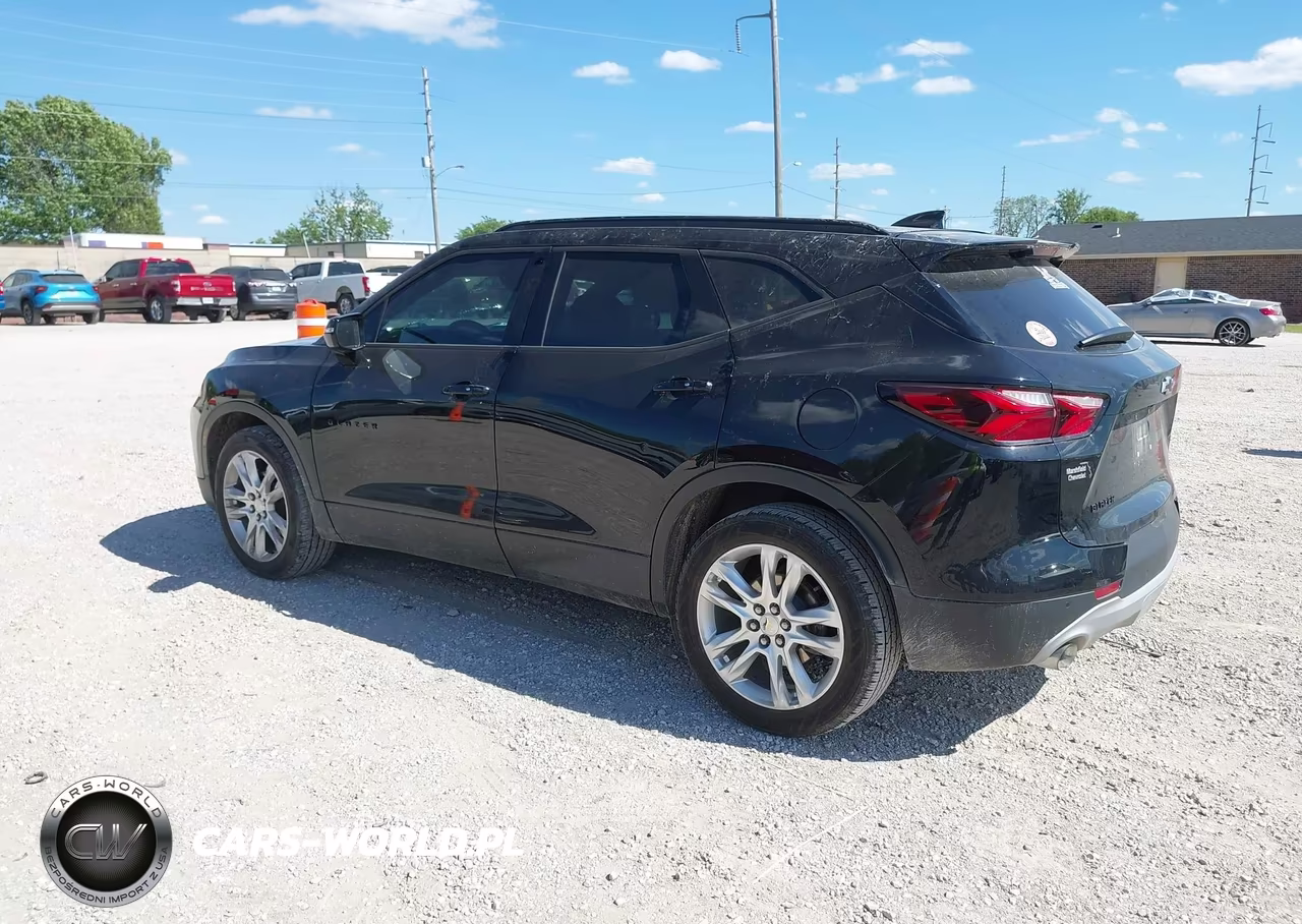 2019 Chevrolet Blazer VIN:3GNKBDRS8KS642192 - 3