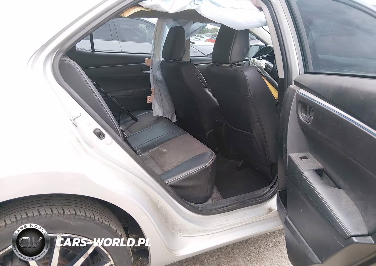 2015 Toyota Corolla S Plus VIN:5YFBURHE0FP190379 - 8