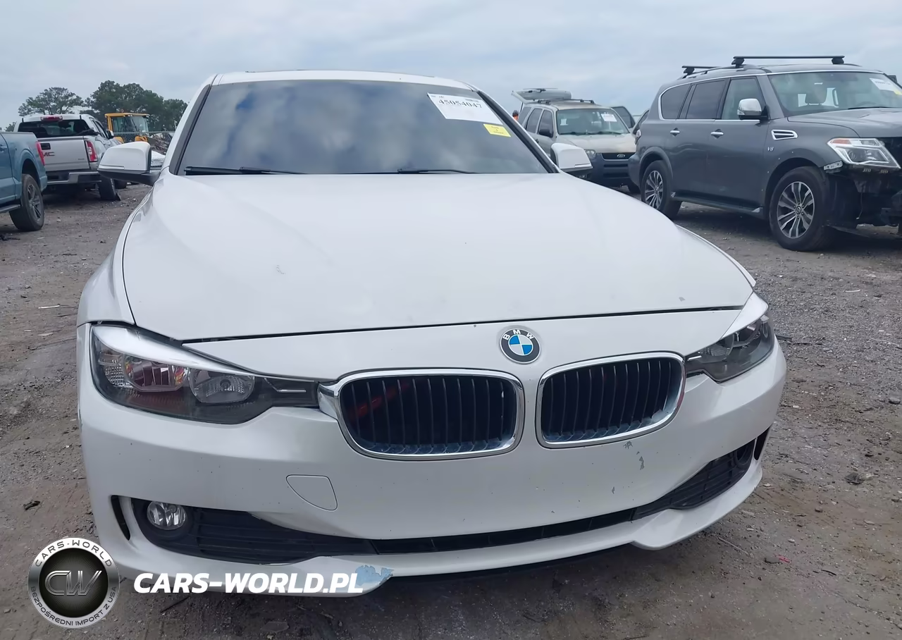 BMW 328I VIN:WBA3B3C5XDF532789 - 12