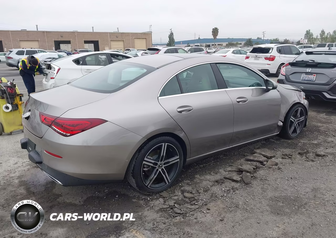 2020 Mercedes-Benz Cla 250 VIN:W1K5J4GB8LN097169 - 4