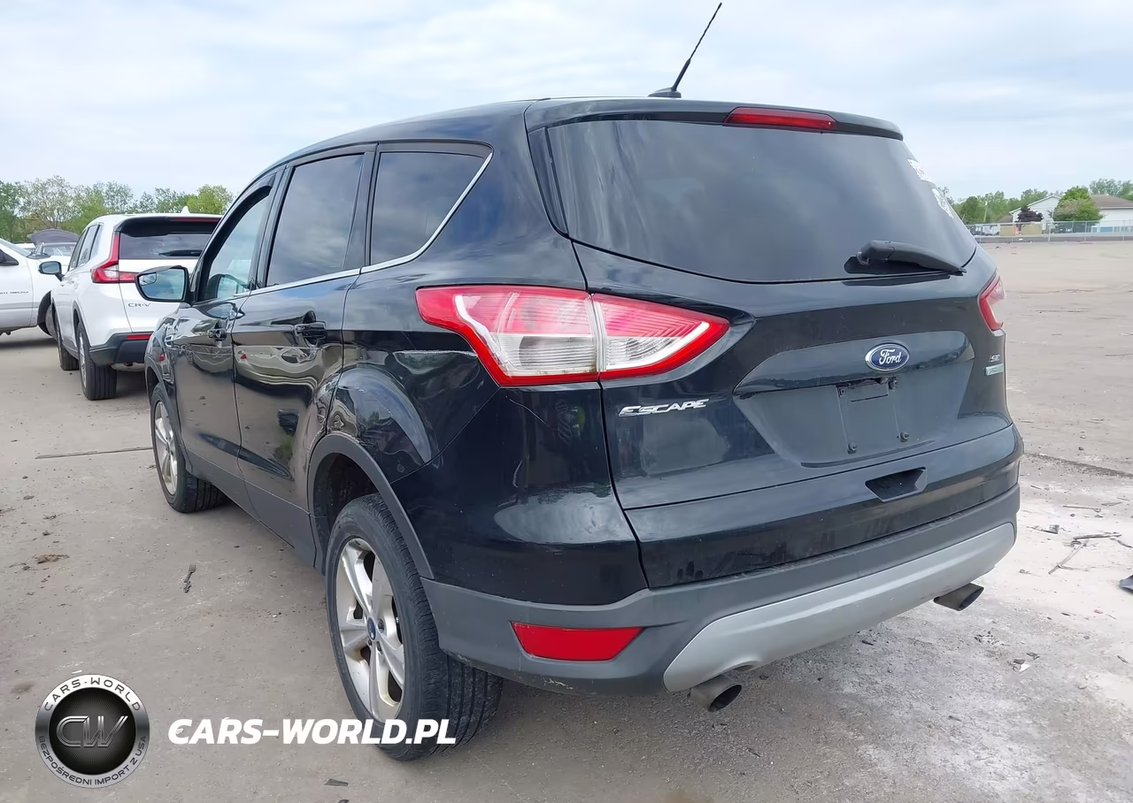 2015 Ford Escape Se VIN:1FMCU0G91FUB32493 - 3