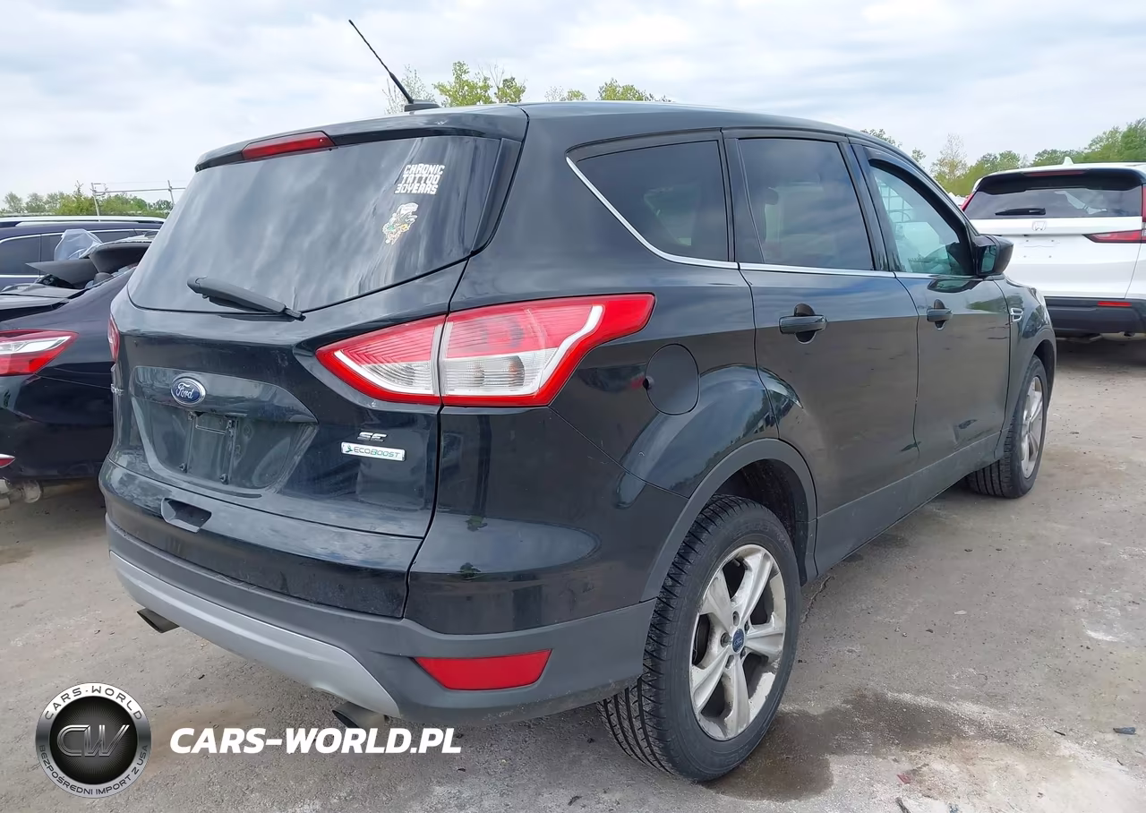2015 Ford Escape Se VIN:1FMCU0G91FUB32493 - 4