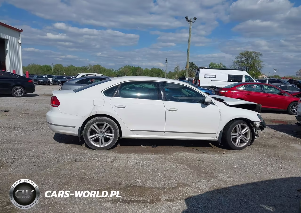 2013 Volkswagen Passat 2.0L Tdi Sel Premium VIN:1VWCN7A31DC108564 - 13