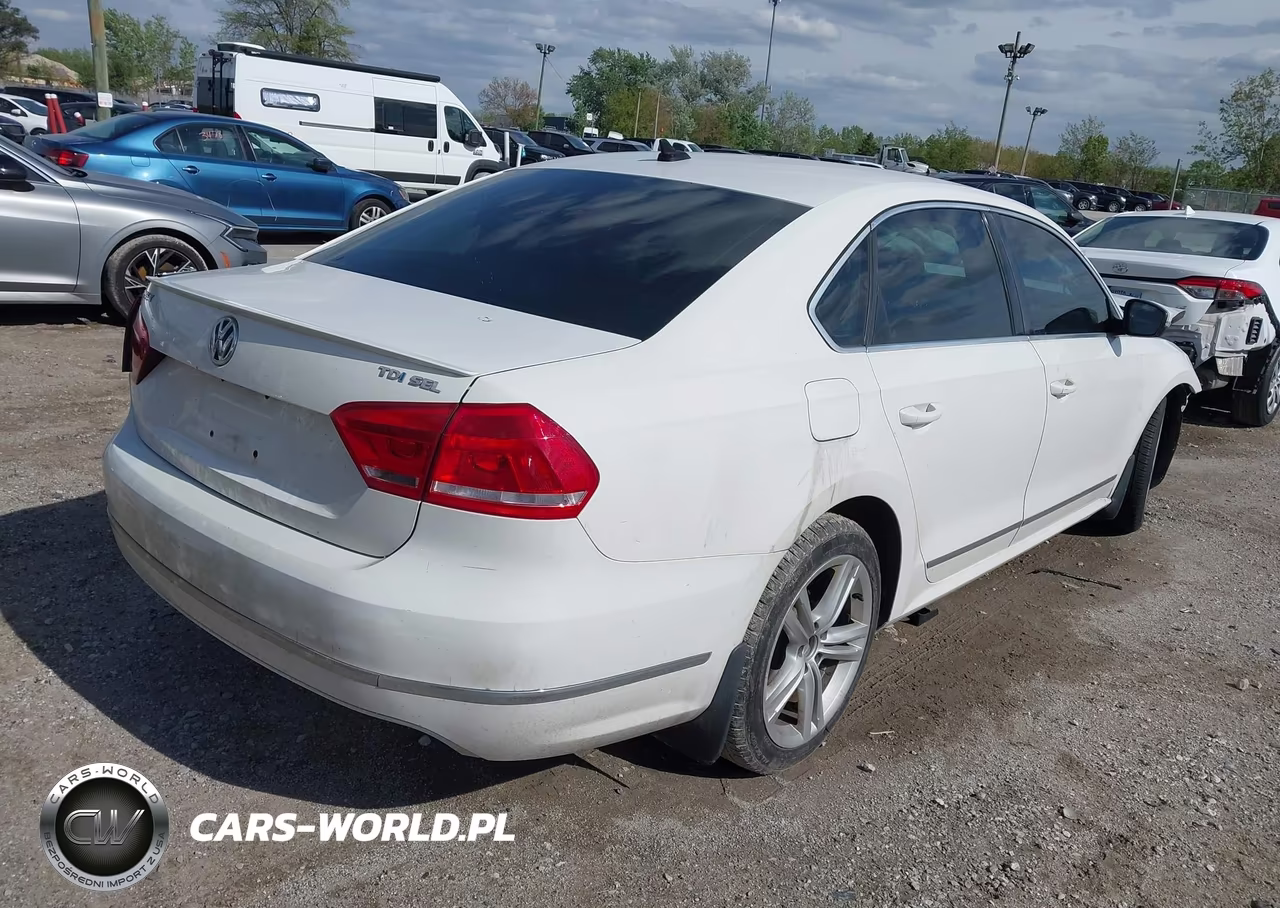 2013 Volkswagen Passat 2.0L Tdi Sel Premium VIN:1VWCN7A31DC108564 - 4