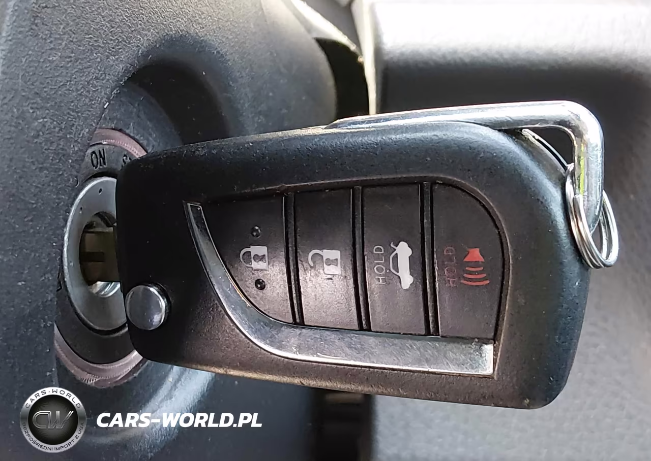 2019 Toyota Camry Le VIN:4T1B11HK9KU251933 - 11