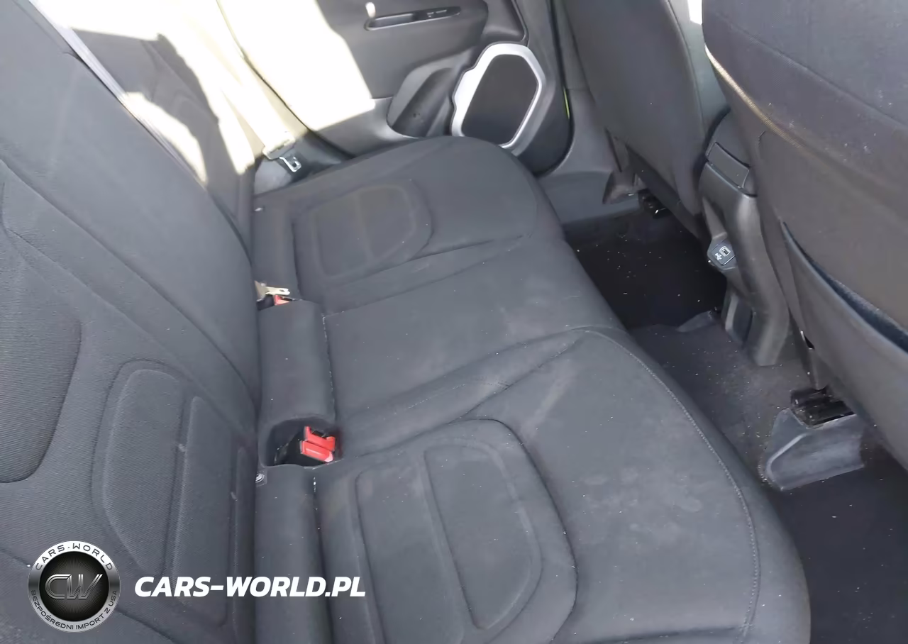 2018 Jeep Renegade Latitude Fwd VIN:ZACCJABB6JPH88745 - 8