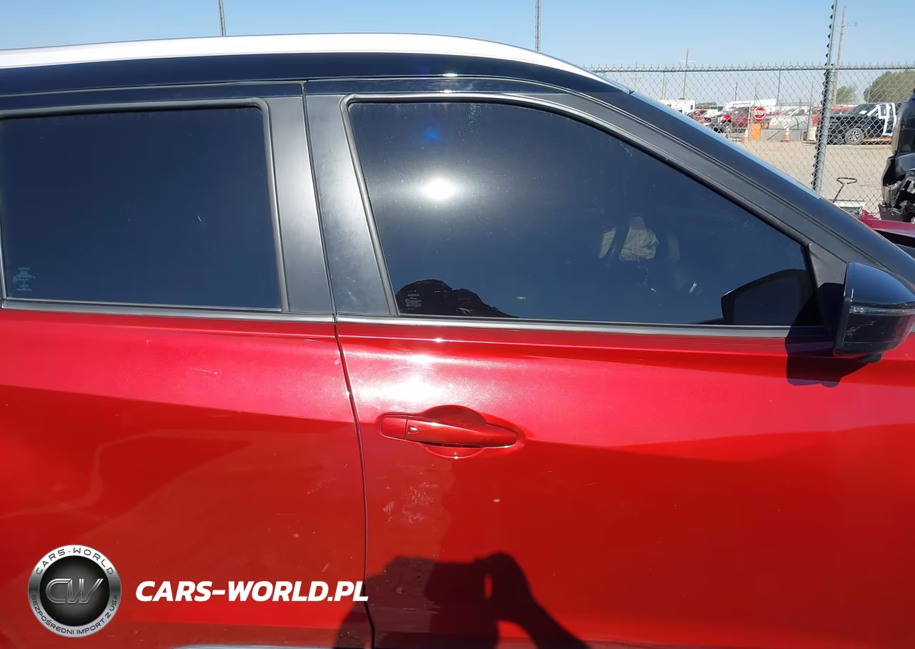 2019 Nissan Kicks Sr VIN:3N1CP5CU4KL516634 - 13