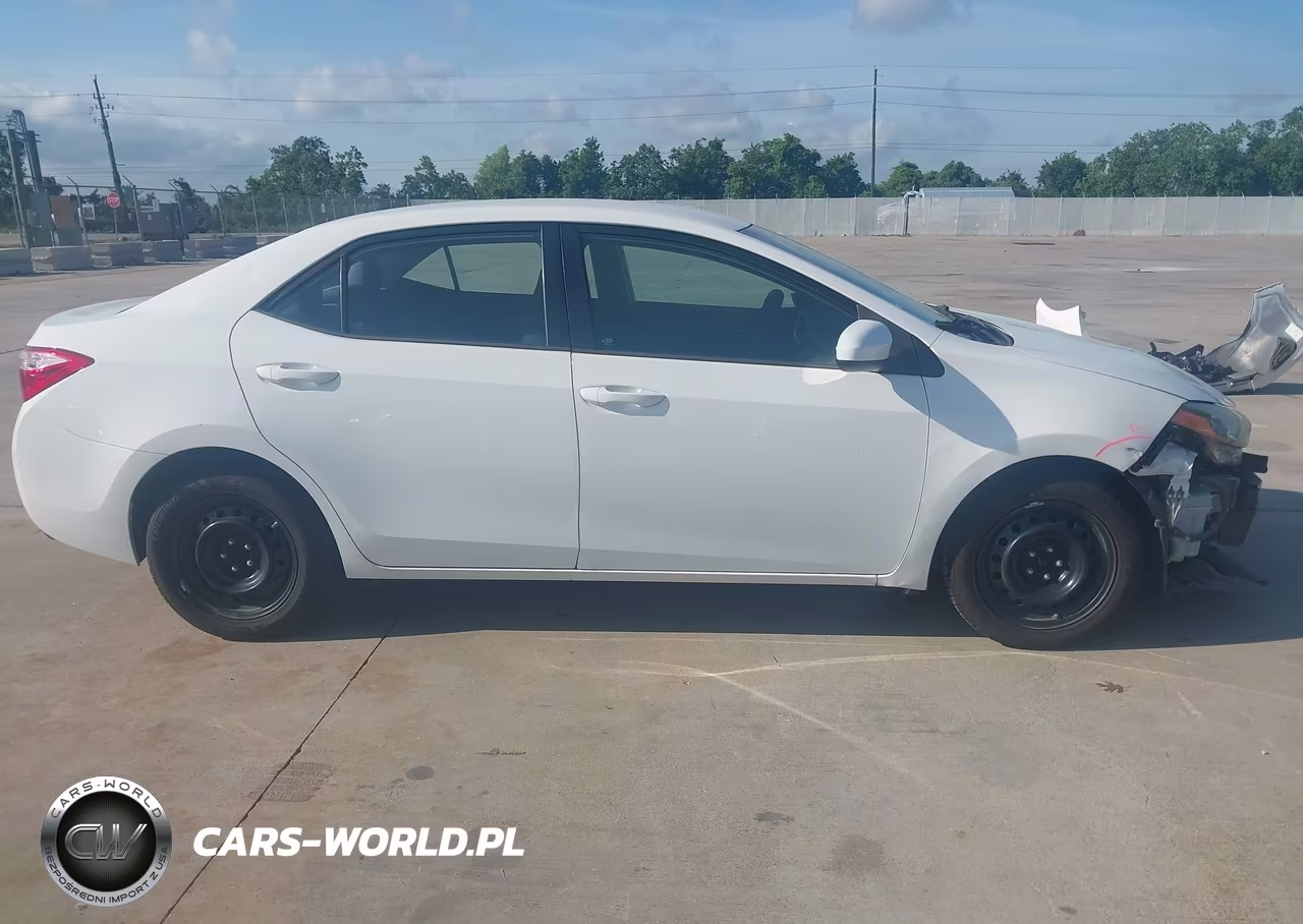 2017 Toyota Corolla Le VIN:5YFBURHE8HP712209 - 14