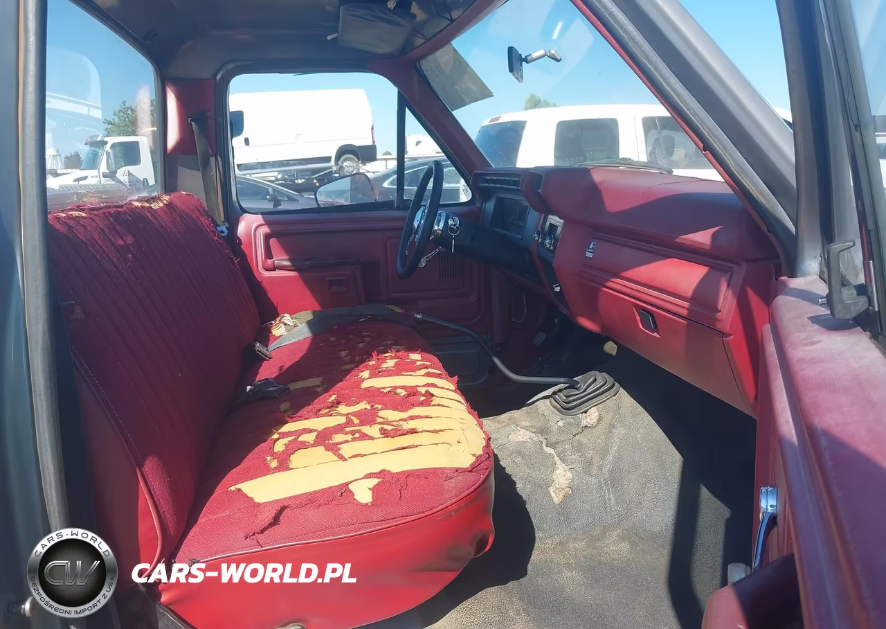 1981 Ford F100 VIN:1FTCF10E5BRA14584 - 5