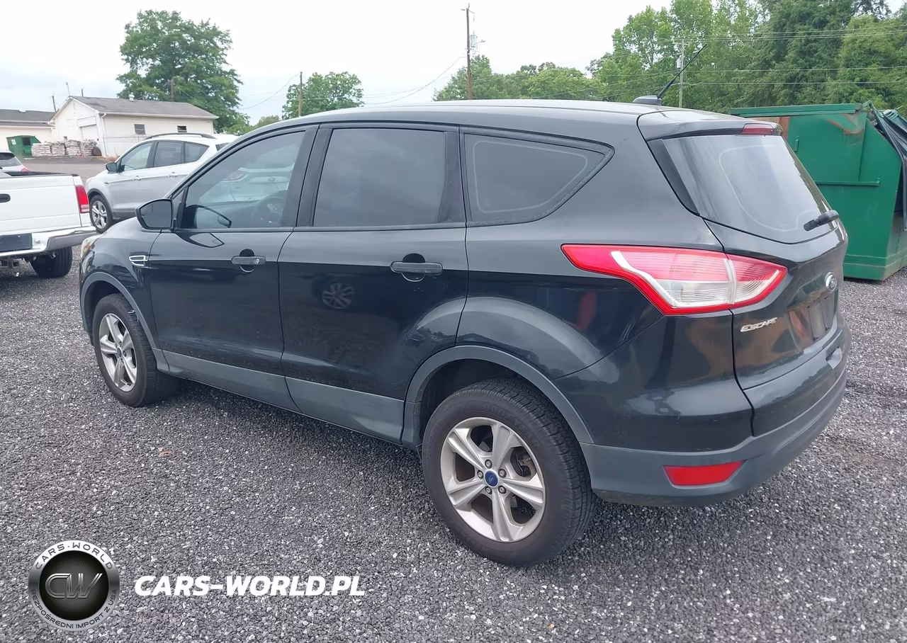 2015 Ford Escape S VIN:1FMCU0F73FUC55406 - 3