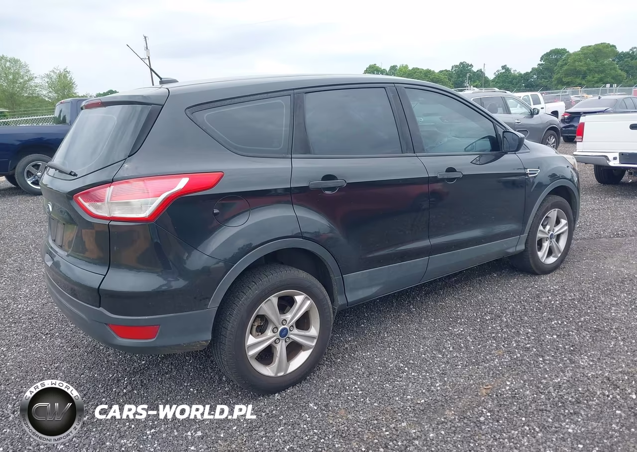 2015 Ford Escape S VIN:1FMCU0F73FUC55406 - 4