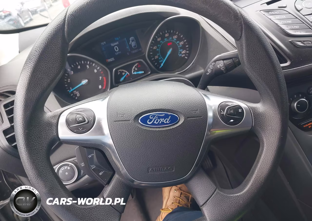 2015 Ford Escape S VIN:1FMCU0F73FUC55406 - 6
